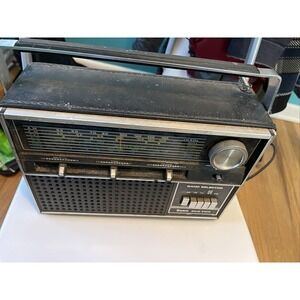 Vintage Sears Solid State Multi-Band Radio - Model 266 22490500 (asis) No Power